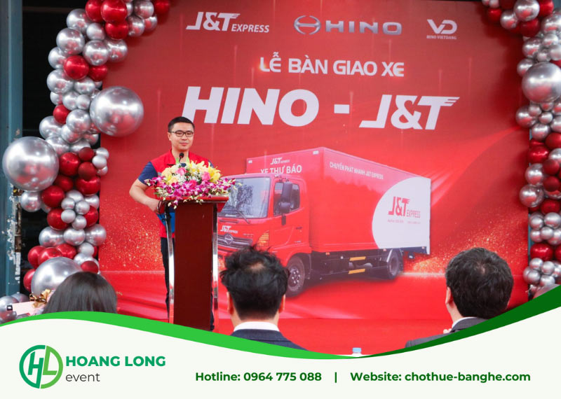 dịch vụ cho thuê bục phát biểu 